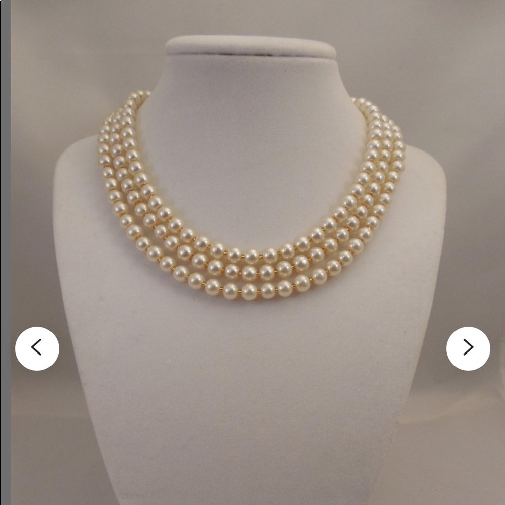 3 strand pearl necklace set - Picture 2 of 7